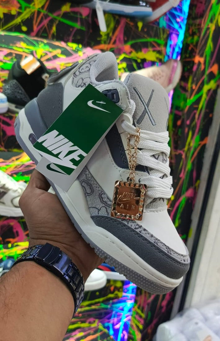 Air Jordan 3 Retro Neapolita