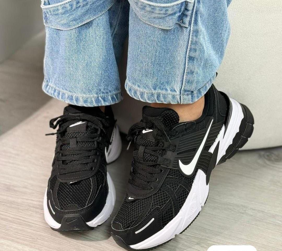 Nike Arana Tenis Dama
