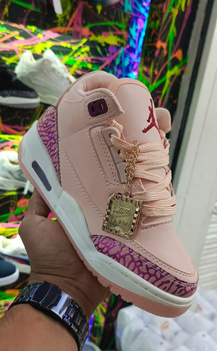 Air Jordan 3 Retro Neapolita
